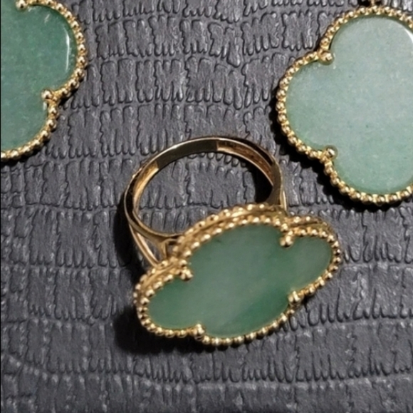 14K Italian Gold with Green Aquamarine Gemstone - Picture 1 of 4